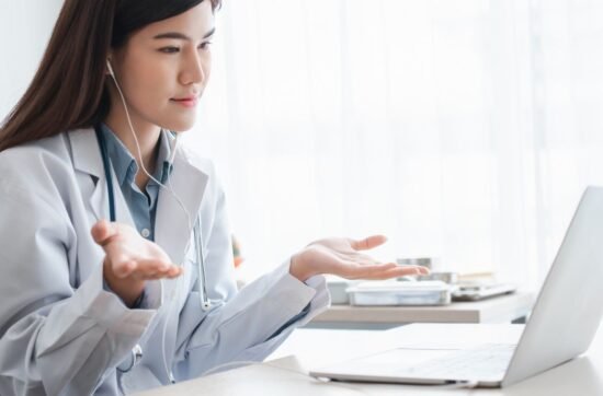 online South Asian therapist